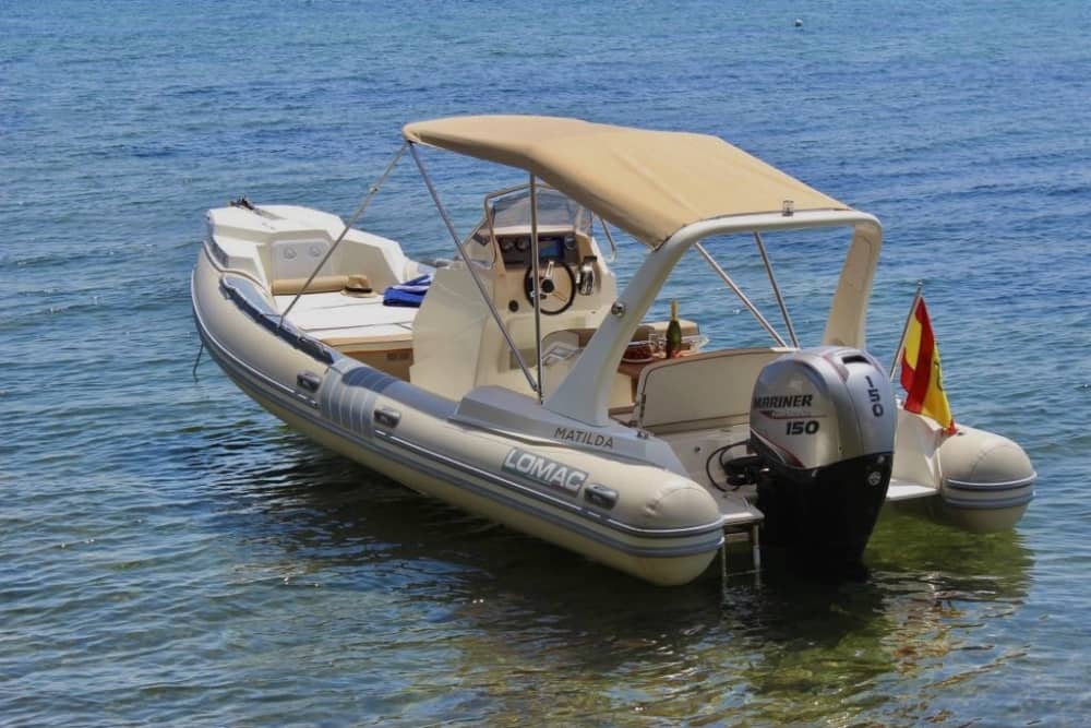 Ein Tag in Port de Pollença mit einem Motorboot