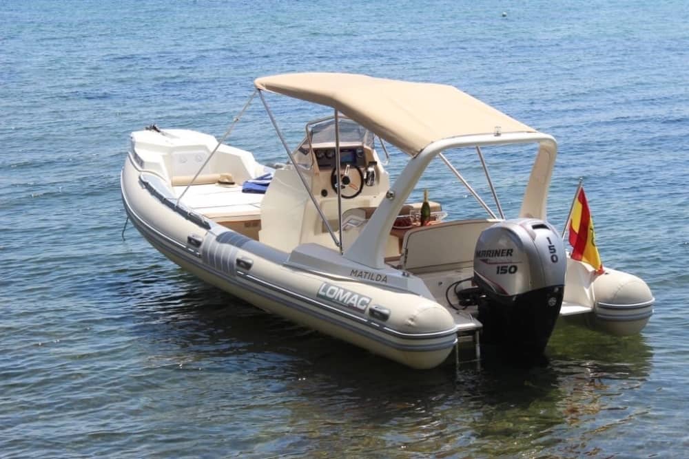 Ein Tag in Port de Pollença mit einem Motorboot