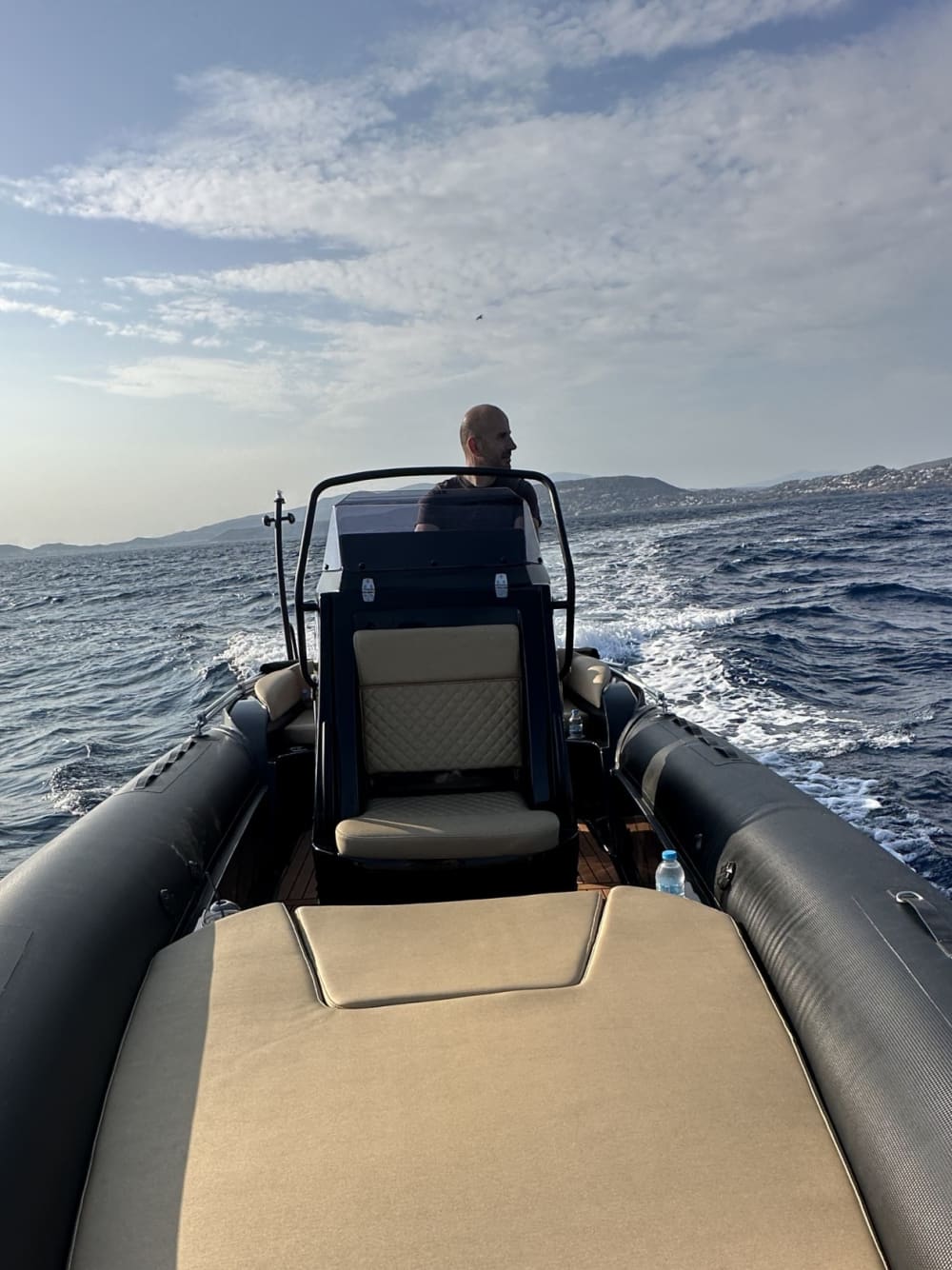 Private boat trip around Athens on a motorboat