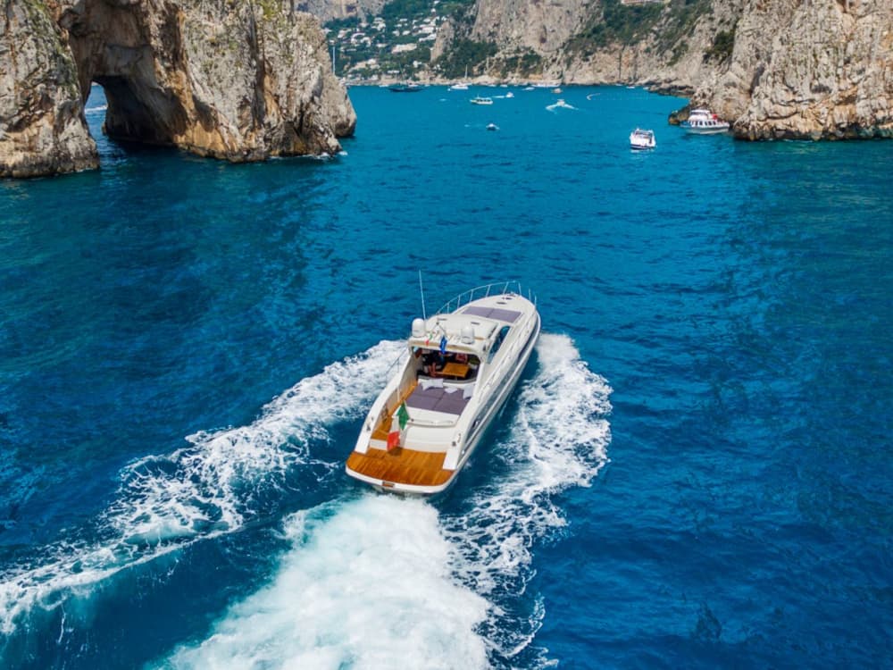 Capri con stile: crociera privata di un giorno intero da Sorrento