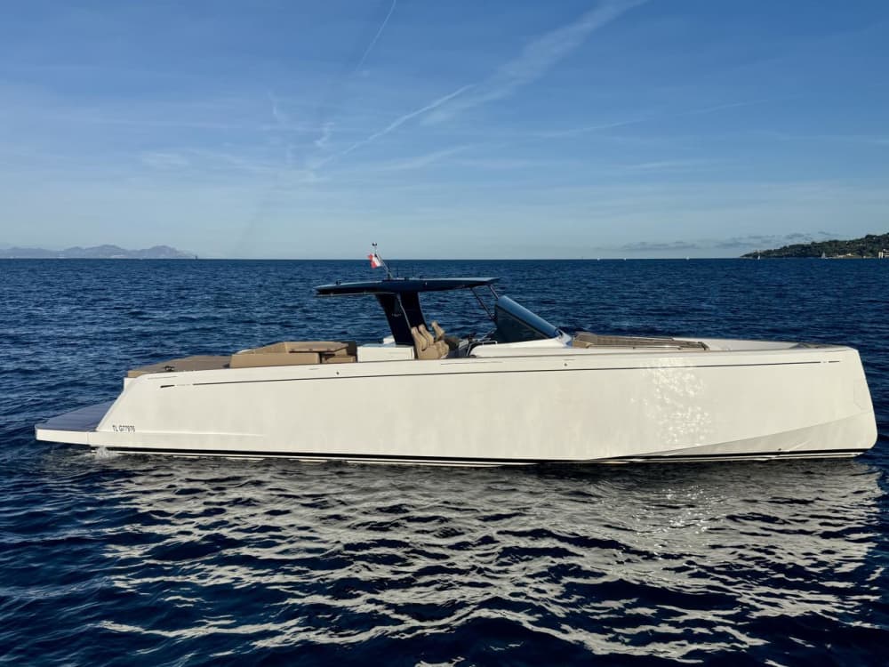 Luxury Boat Day Trip – Saint-Tropez