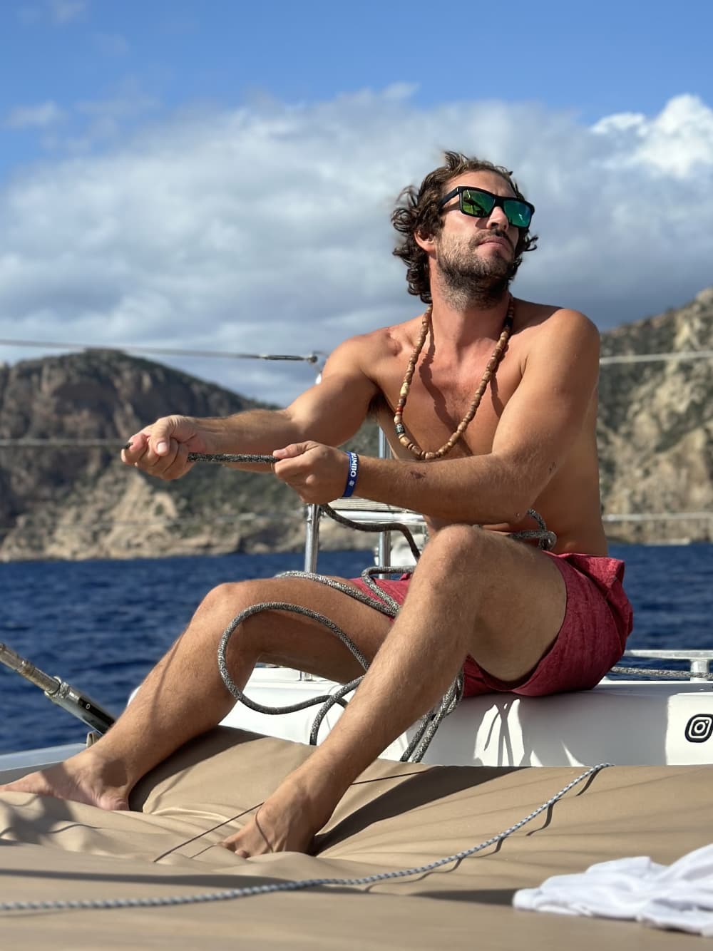 Bachelorette Party με Fun Captain σε ένα πολυτελές καταμαράν