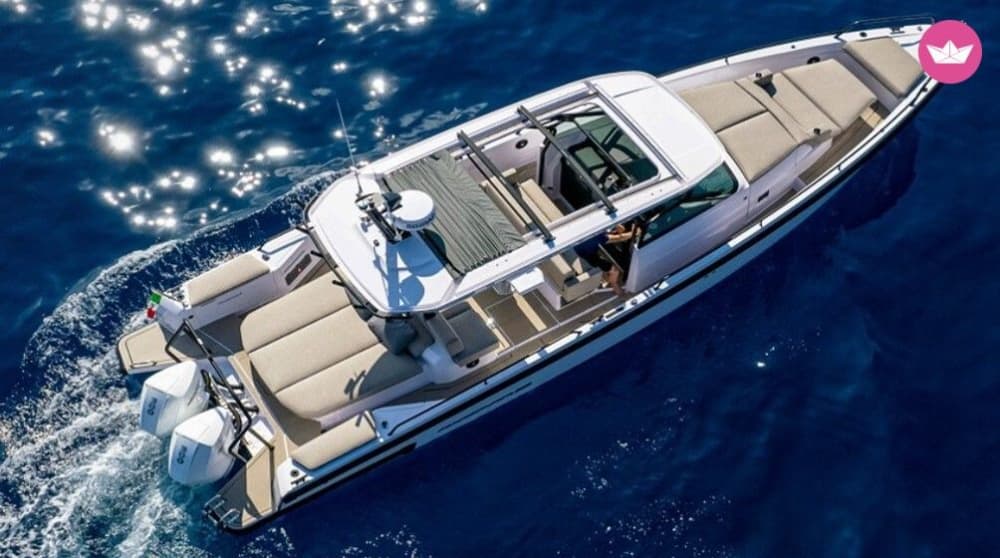 Антипарос, Пантерониси и Деспотико | Частный круиз на яхте на целый день