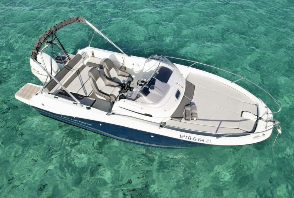 Bela/Three Islands Boat Tour: Ibiza, Formentera and Espalmador