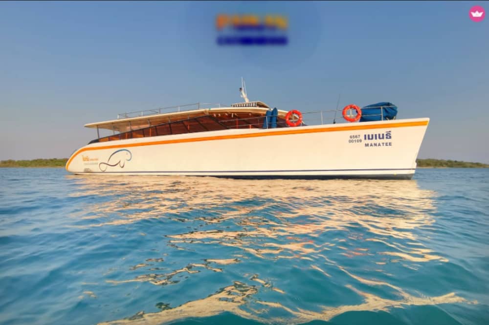 O ritmo de Bangkok: Momentos inesquecíveis em um catamarã