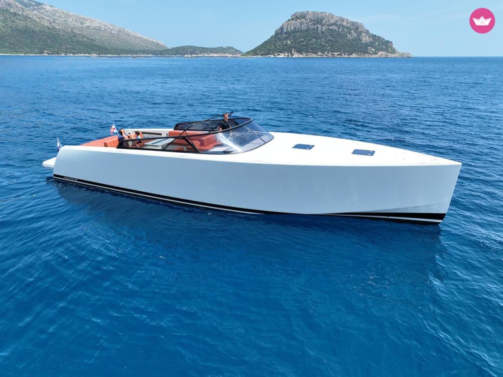 Absolute elegance in the North Sea Sardinia