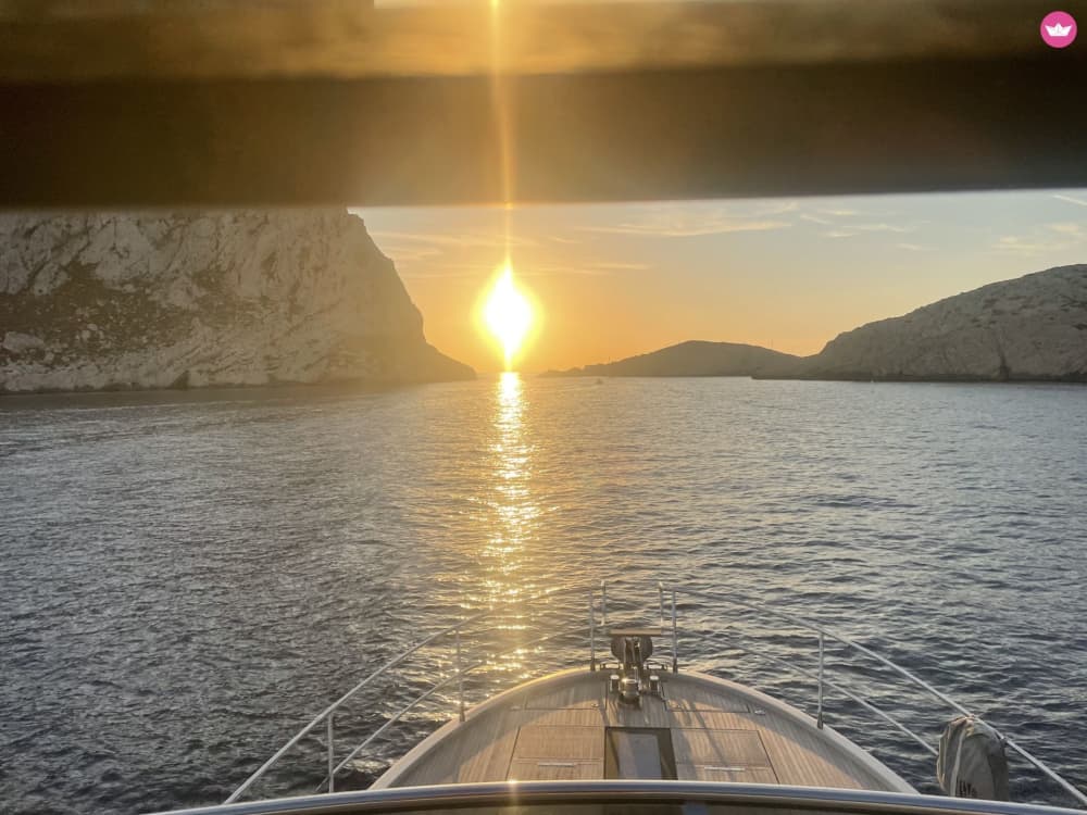 Desfrute de um pôr do sol excepcional sobre o Mediterrâneo.