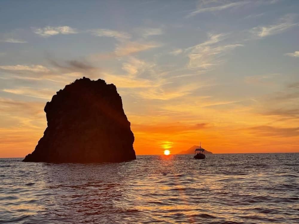 Discover Aeolian Islands on a full-day sailing trip