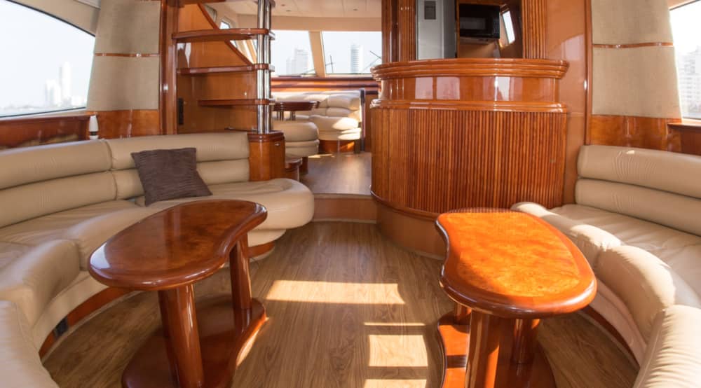 Azimut Private Yacht Experience – Party, Schnorchel & Entspannung!