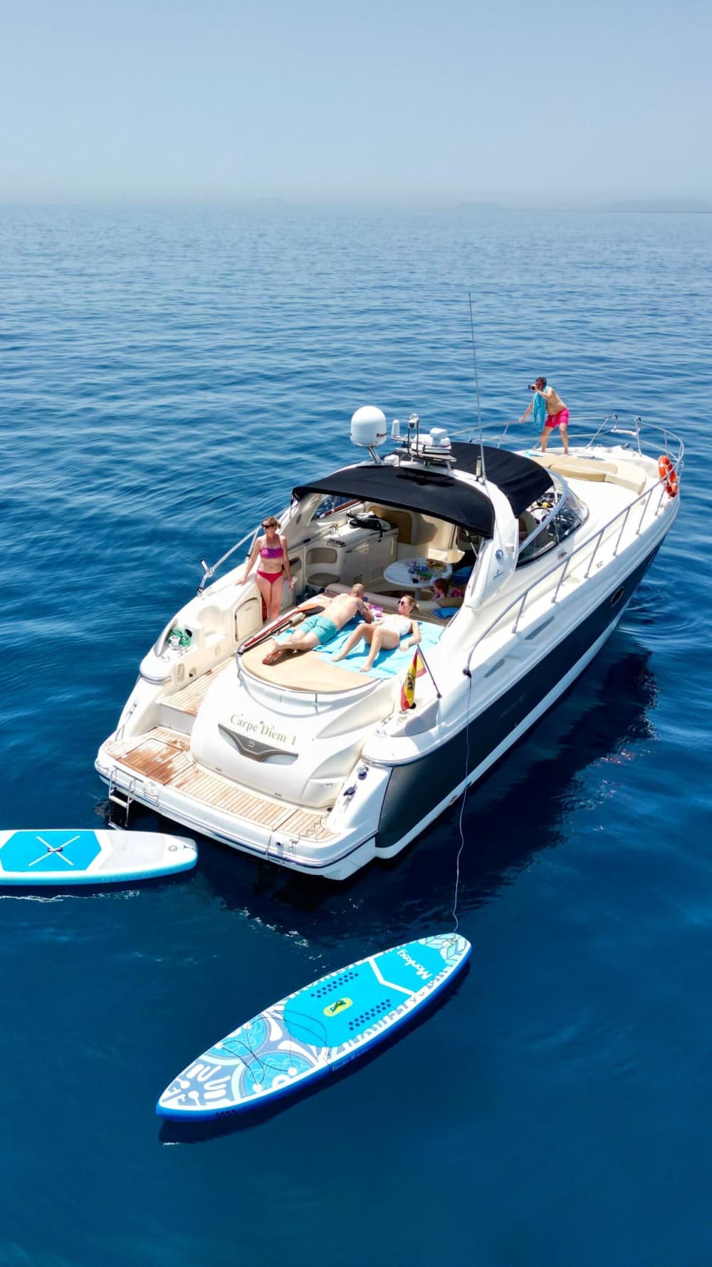 Experiencia exclusiva de 6 horas: Descubre Marbella desde el mar