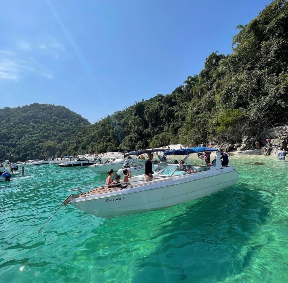 Ontdek Angra dos Reis tijdens een dagtocht op een motorboot.