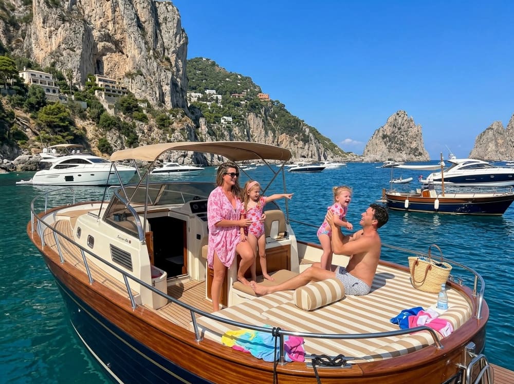 Ultieme Capri-avonturencruise: zeegrotten, schilderachtige kustlijn en vrije tijd