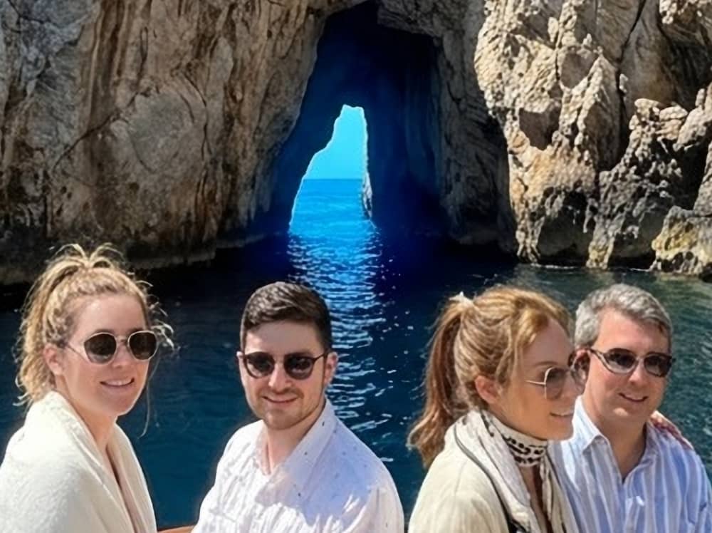 Ultieme Capri-avonturencruise: zeegrotten, schilderachtige kustlijn en vrije tijd