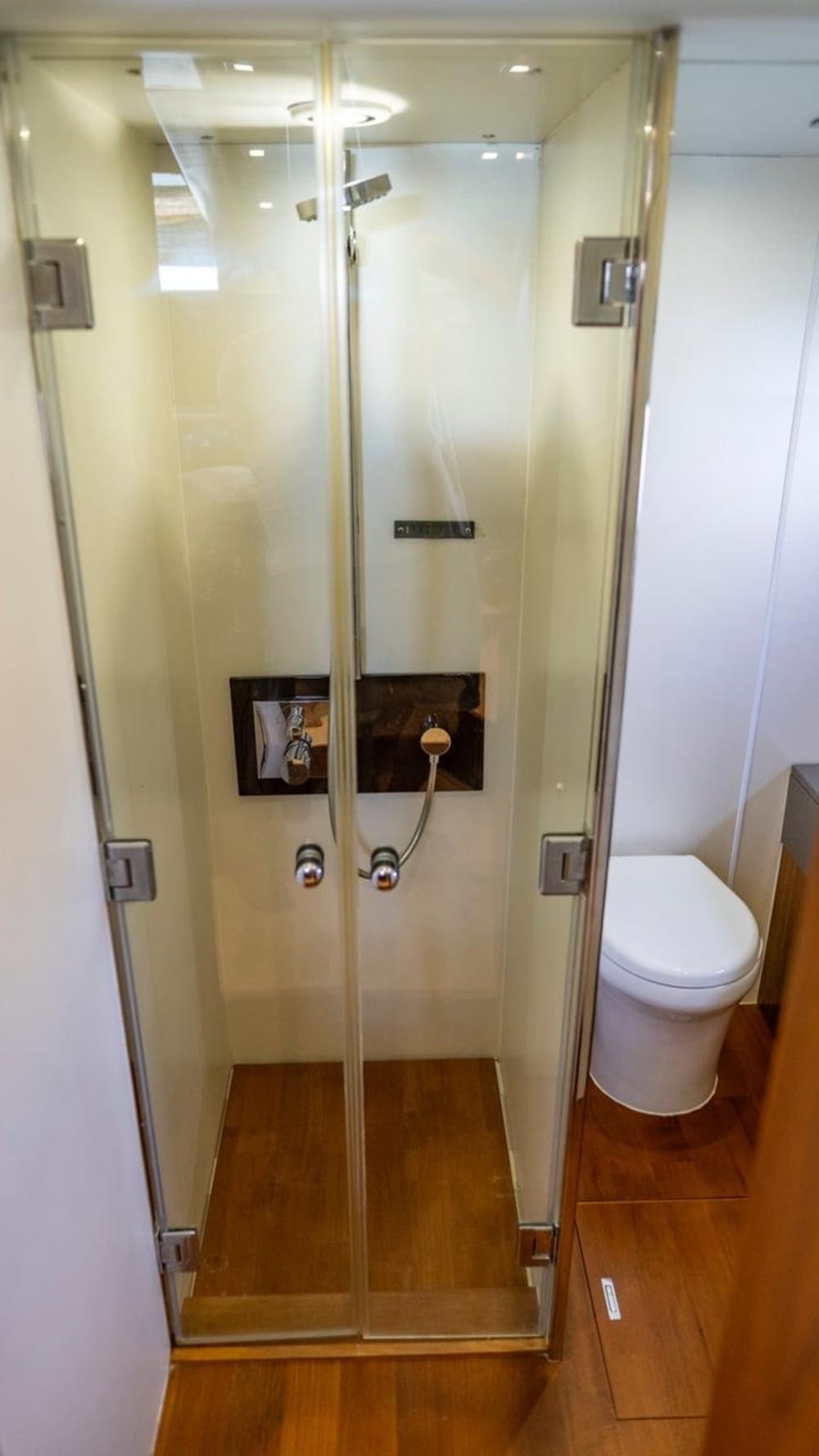 Luxe zonsondergangcruise van 70 voet van FAIRLINE naar Cancun