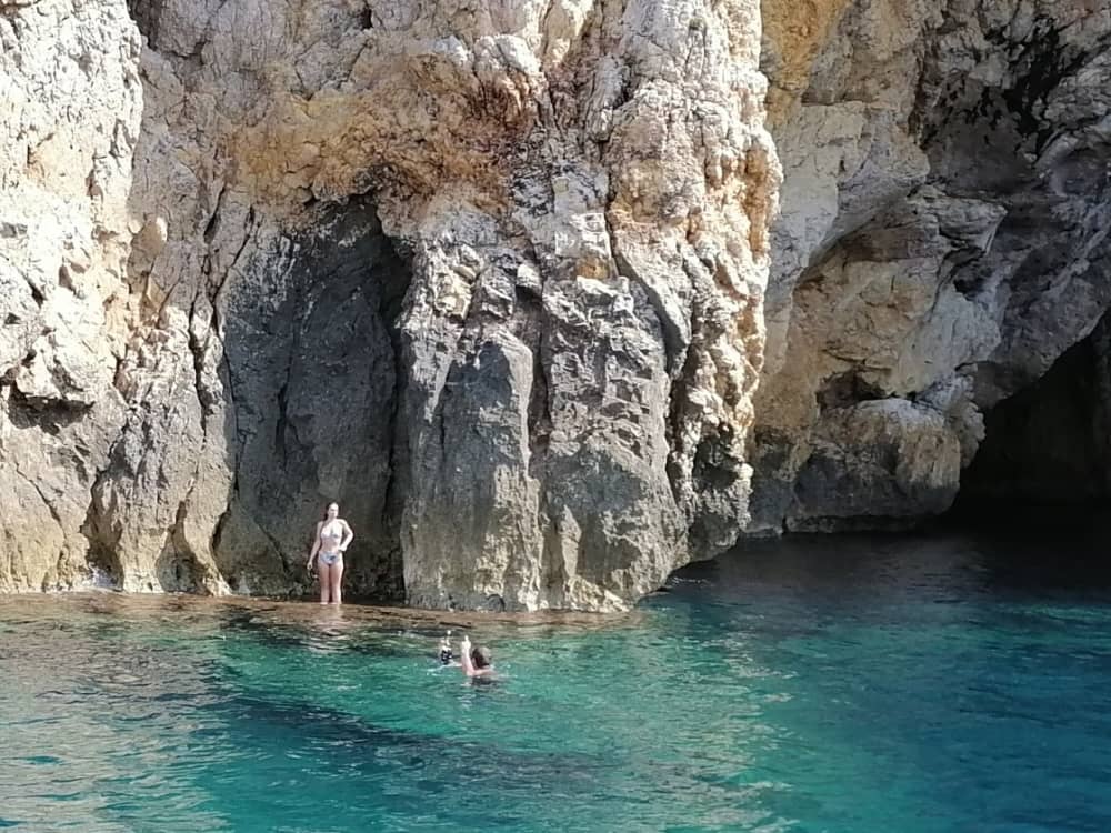 Excursión privada en barco alrededor de Trappeto a motor.