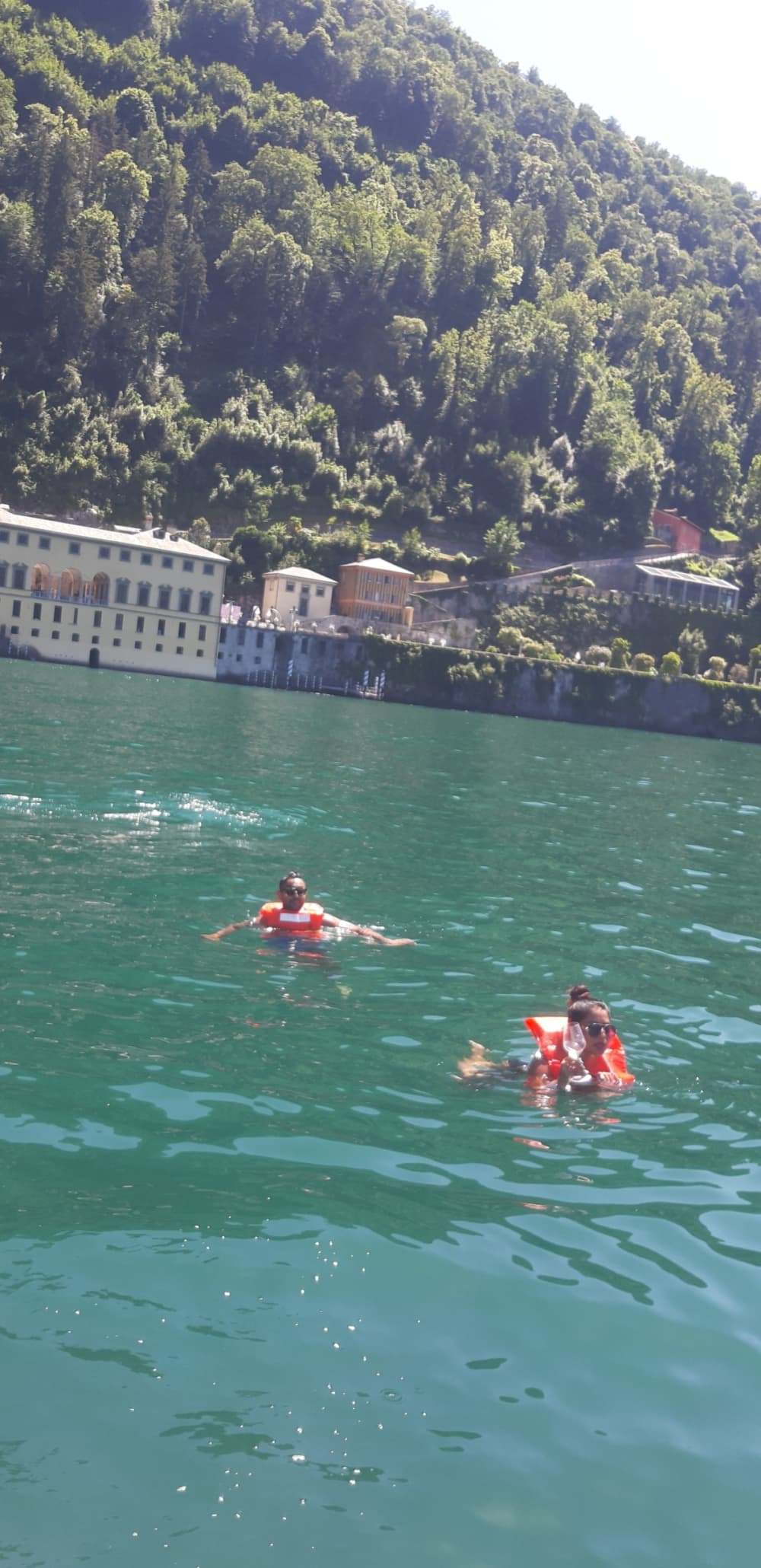 1-Hour Lake Como Highlights Cruise – Villas & Celebrity Charm