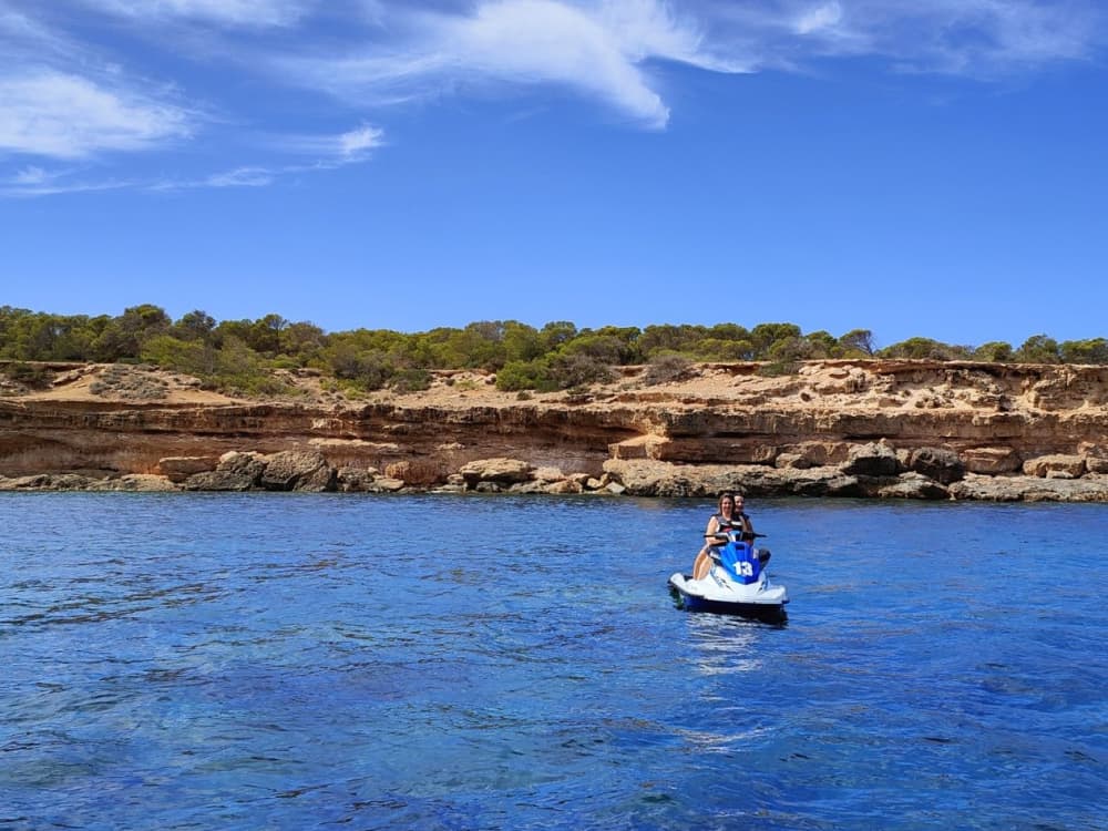 Jetski-tour naar Cala Comte - 45 minuten