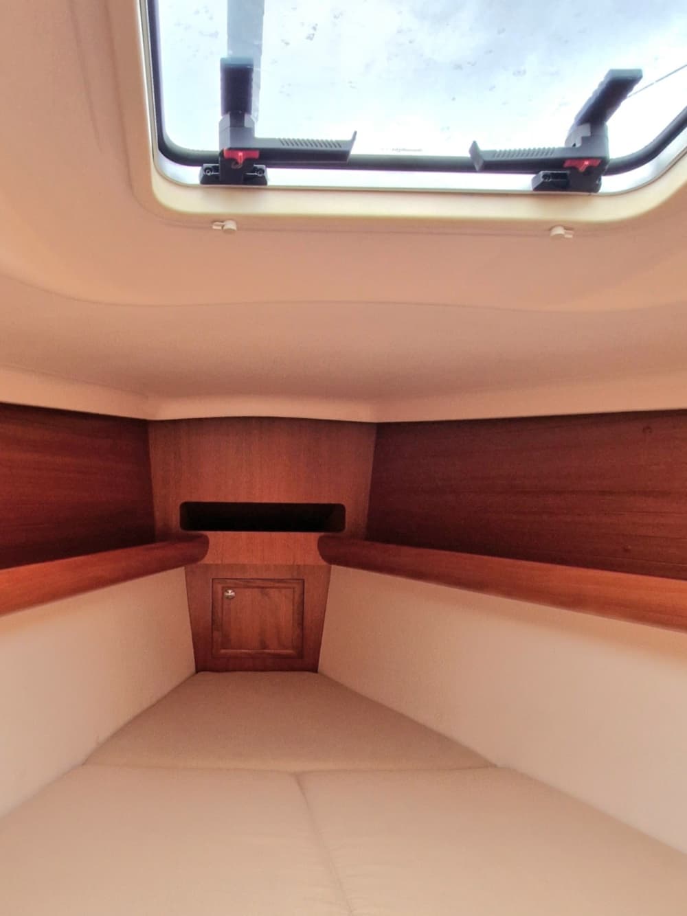 Enjoy a day at sea in Šibenik on a sailboat