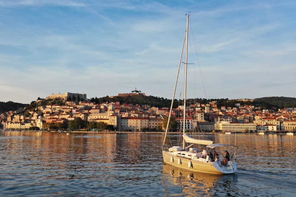 Enjoy a day at sea in Šibenik on a sailboat