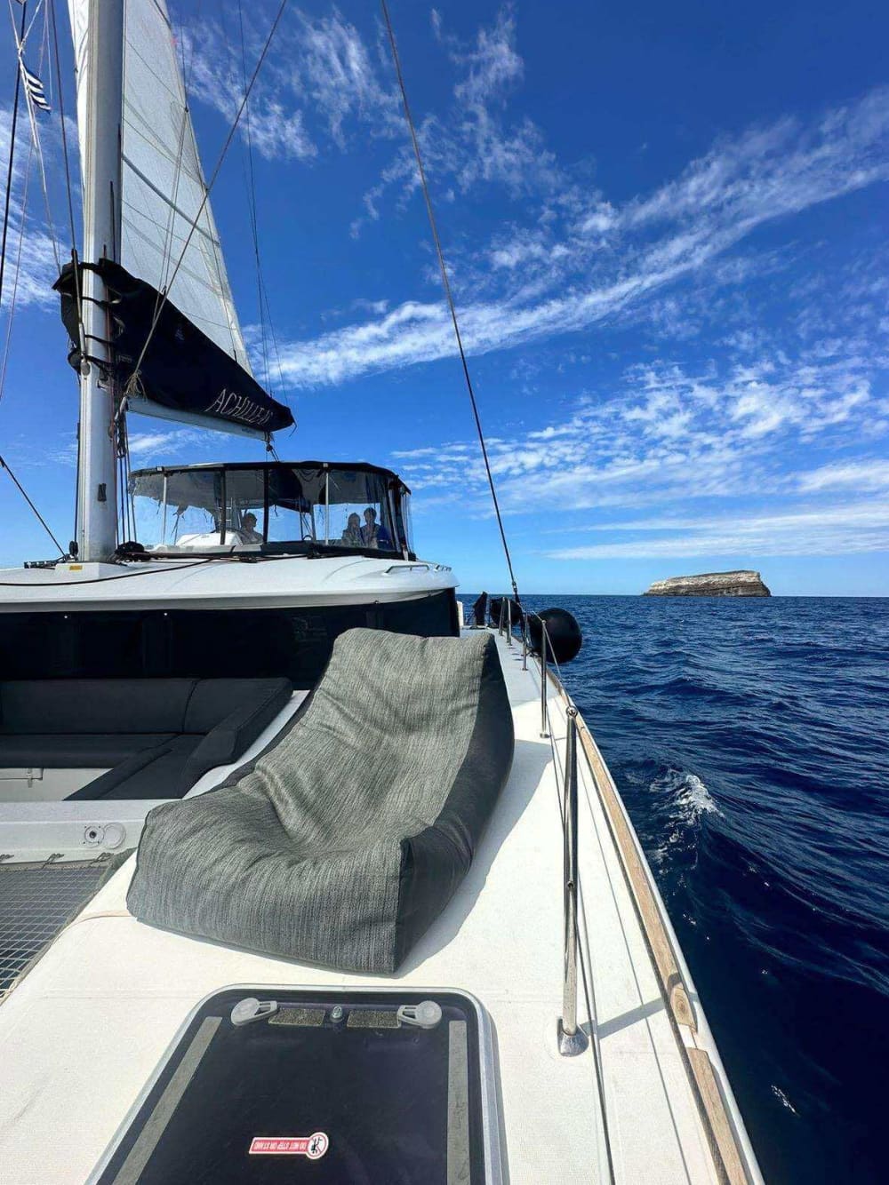 Full-Day Catamaran Cruise in Santorini – Explore, Swim & Dine aboard Lagoon 450F