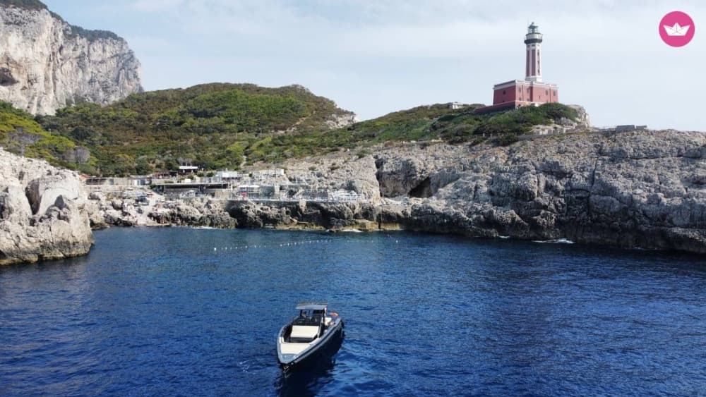 Let yourself be enchanted between Sorrento and Capri