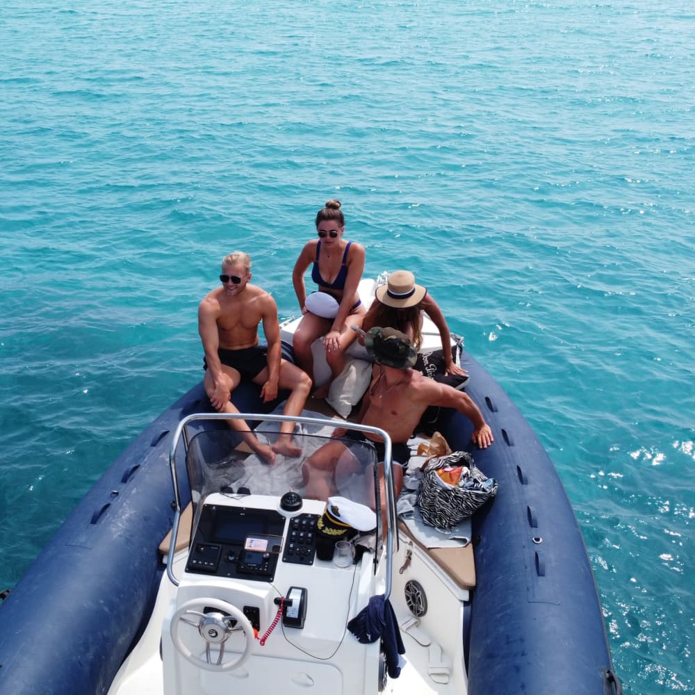 Exklusiv båtdag med utsikt över Es Vedra och hemliga vikar