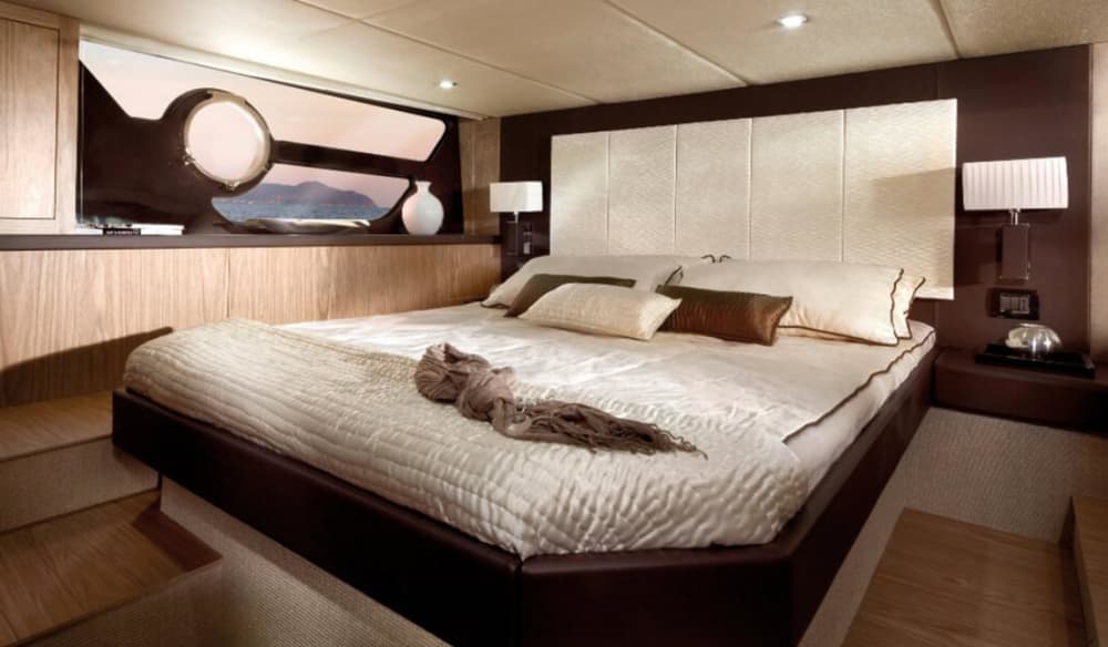 Ein außergewöhnlicher Tagesausflug von Cannes nach Monaco an Bord der Sessa C48