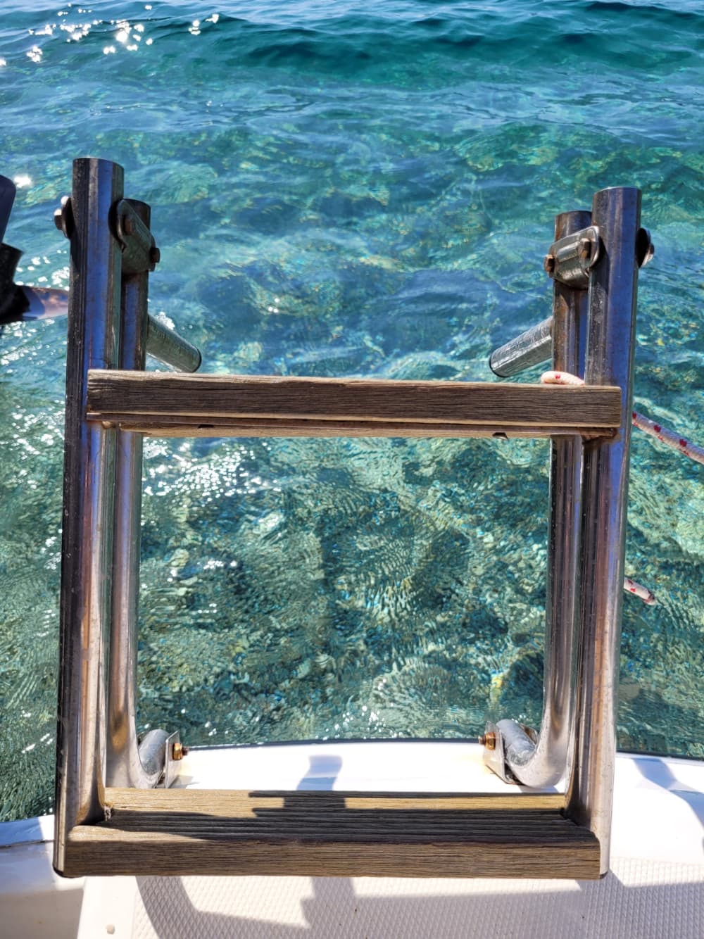 White, blue, and divine: A full day on a motorboat