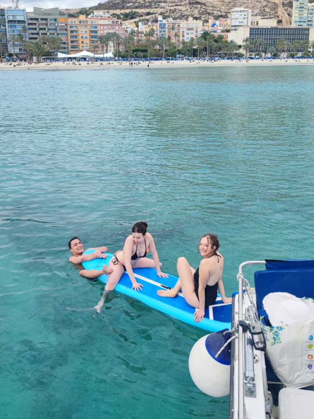 Skipping (4h). Discover the Bay of Alicante – Nature, relaxation, and unique views