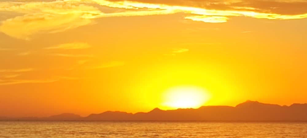 Skipping (4h) atardecer sobre el castillo.