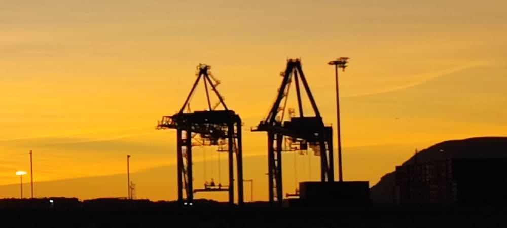 Skipping (4h) atardecer sobre el castillo.