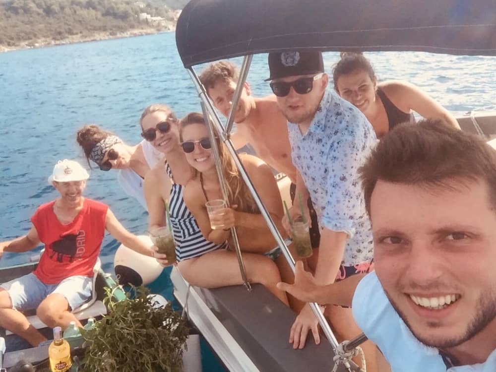 Passeio de um dia para a praia da lagoa azul e ilha Šolta – Águas cristalinas e charme da ilha saindo de Split