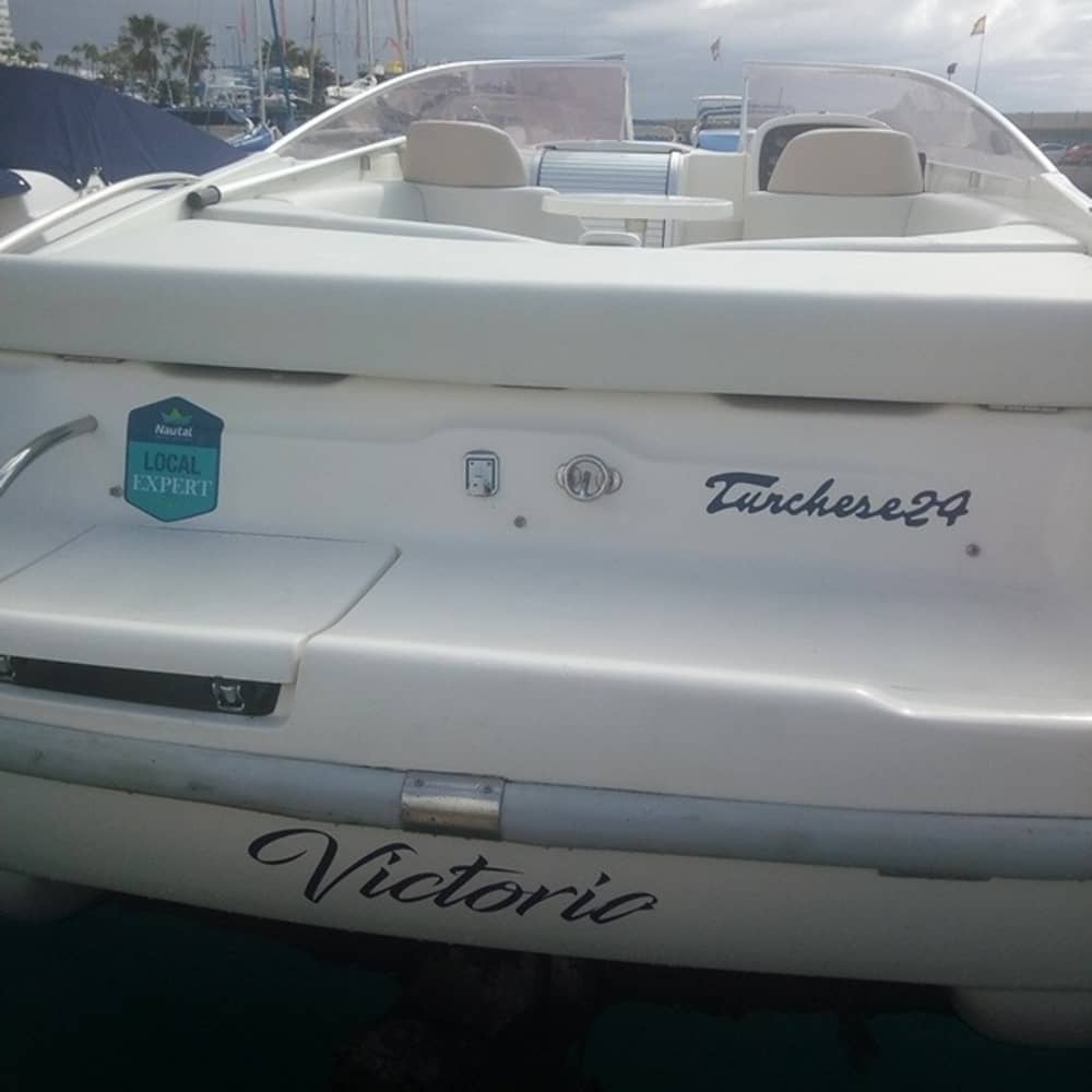 Explorez Costa Adeje en bateau : une journée complète sur l'eau à bord d'un bateau à moteur