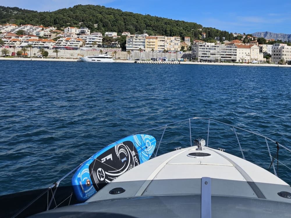 Индивидуальная лодочная экскурсия: путешествие по островам и укромным бухтам Далмации.