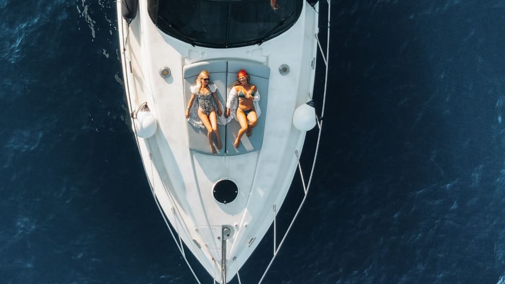 Private boat tour: Island hopping and hidden bays in Dalmatia