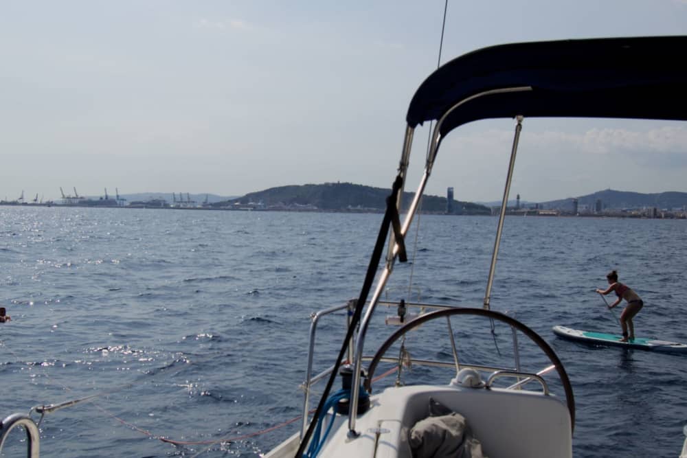 3h Sailing Adventure with Aperitif & Music - Barcelona