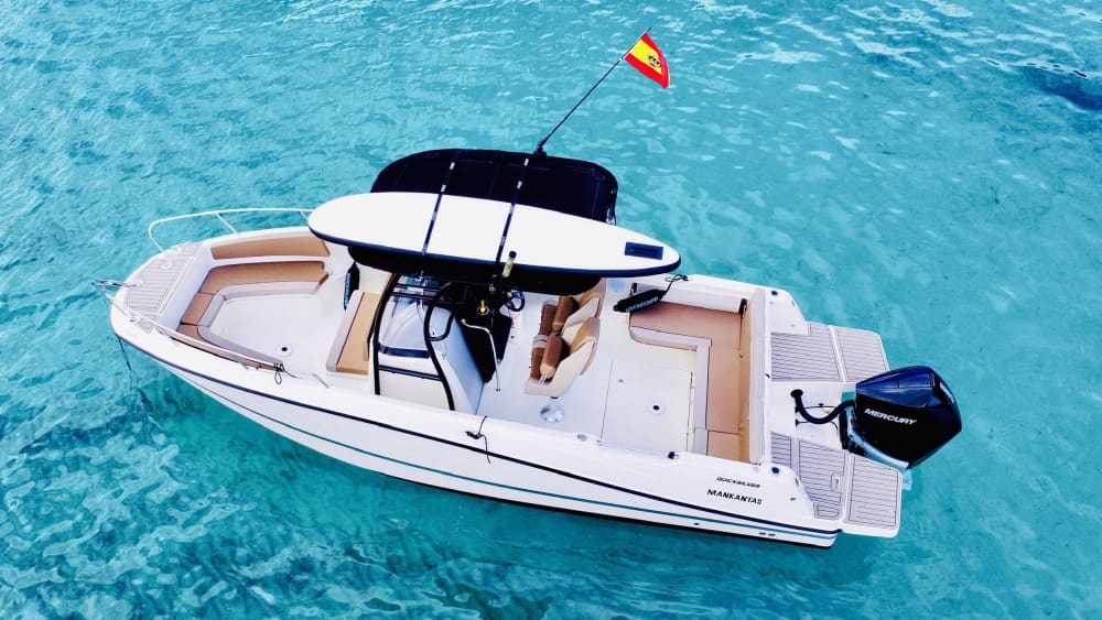 Crociera privata al tramonto nella baia di Palma