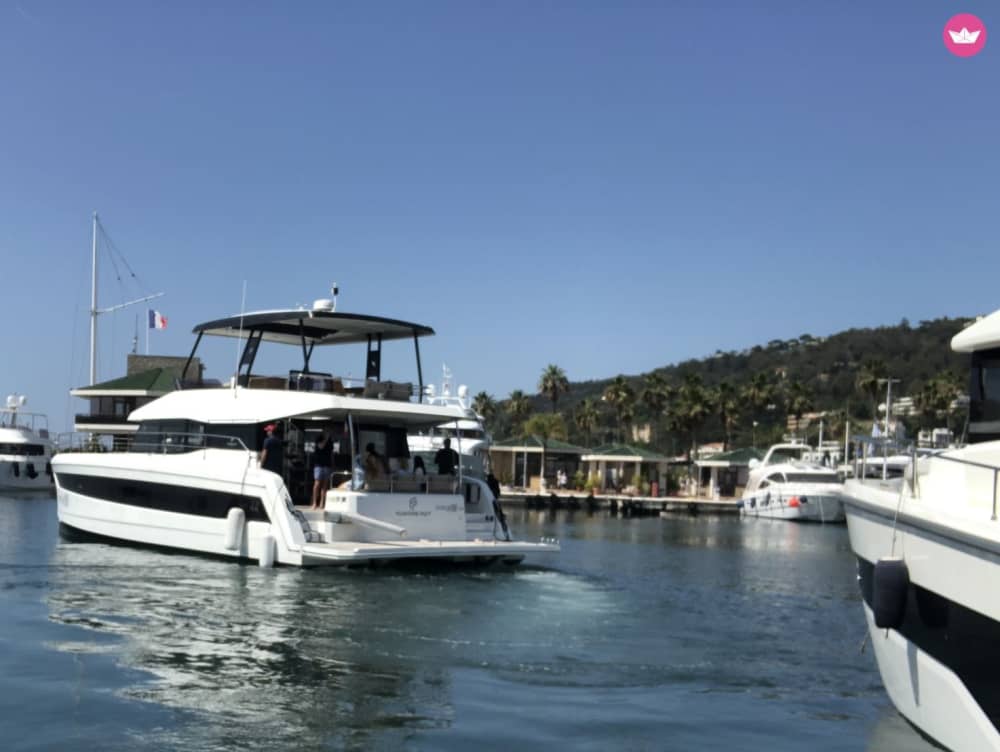 Creuer en catamarà per la costa de la Costa Blava