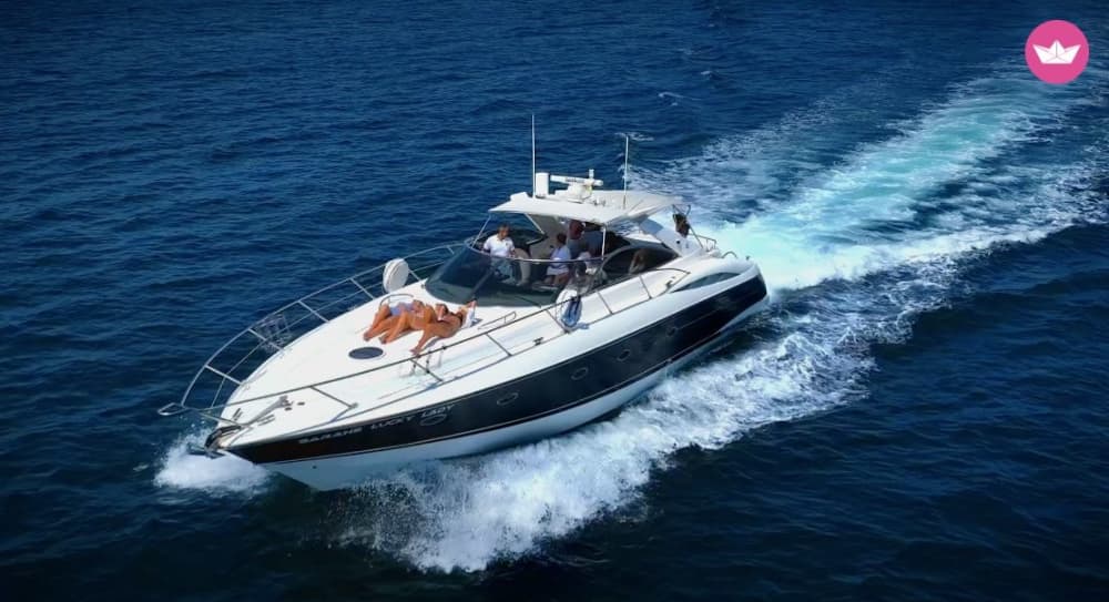 Felicidad costera: excursión de 5 horas de navegación, natación y remo