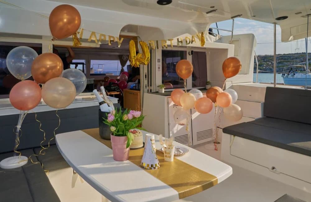 Heraklion Luxury Catamaran Sunset Cruise — Dia Island (16:30–20:00)