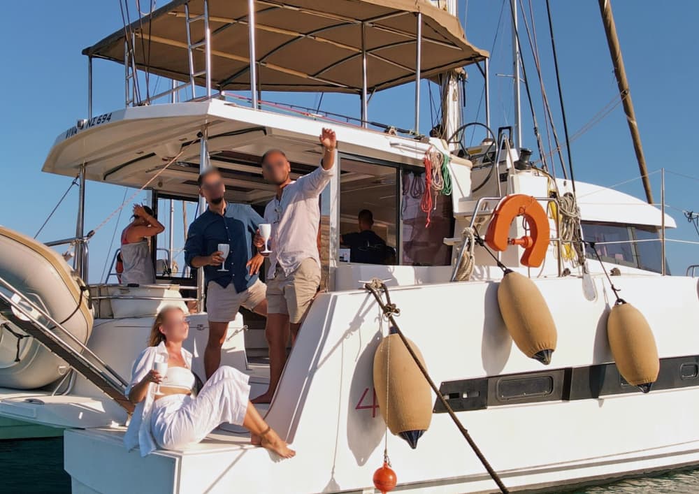 Heraklion Luxury Catamaran Sunset Cruise — Dia Island (16:30–20:00)