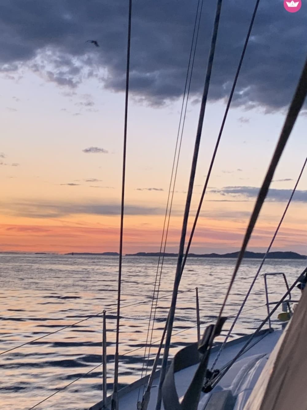 Navigazione al tramonto e degustazione di prodotti tipici