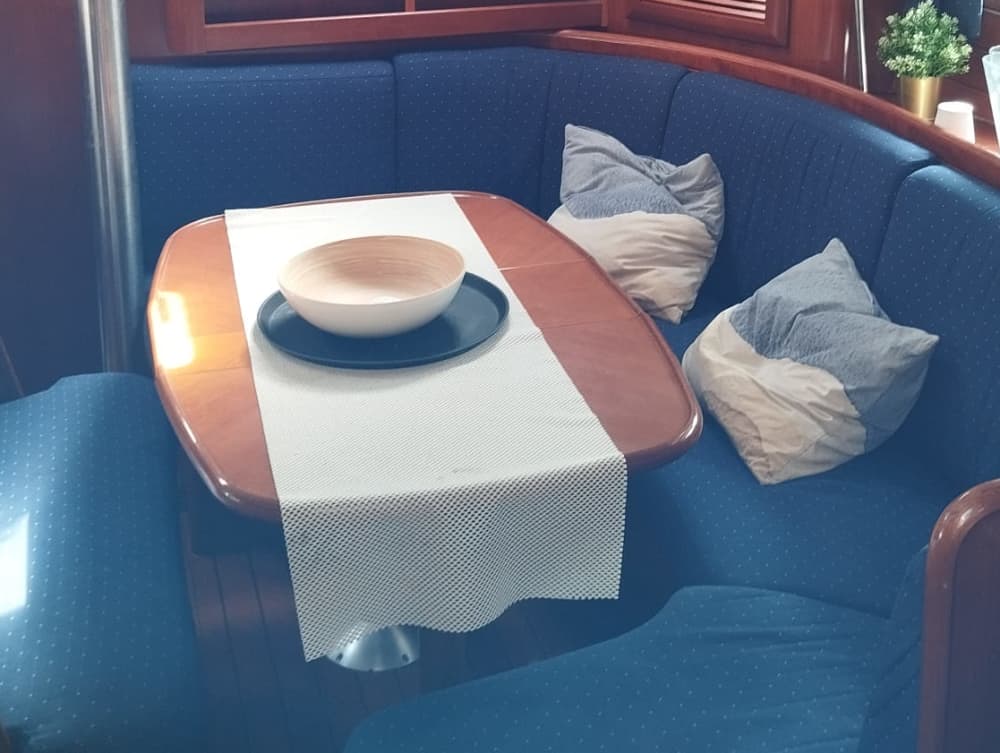 All-Inclusive Day Charter - 6-hour sailing tour with water toys in Mallorca