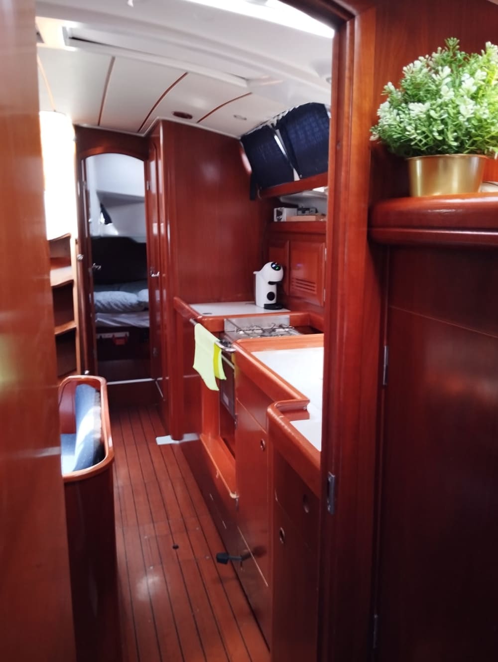 All-Inclusive Day Charter - 6-hour sailing tour with water toys in Mallorca