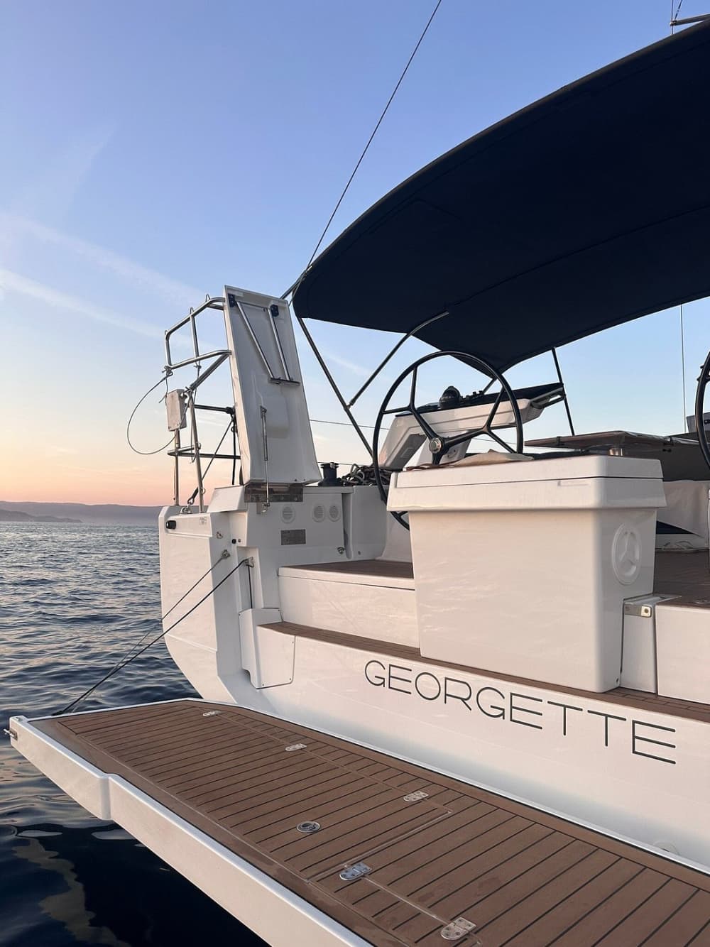 Privézeilboot – Uitzonderlijke dagtocht naar de Lérins-eilanden | Vertrek vanuit de oude haven van Cannes