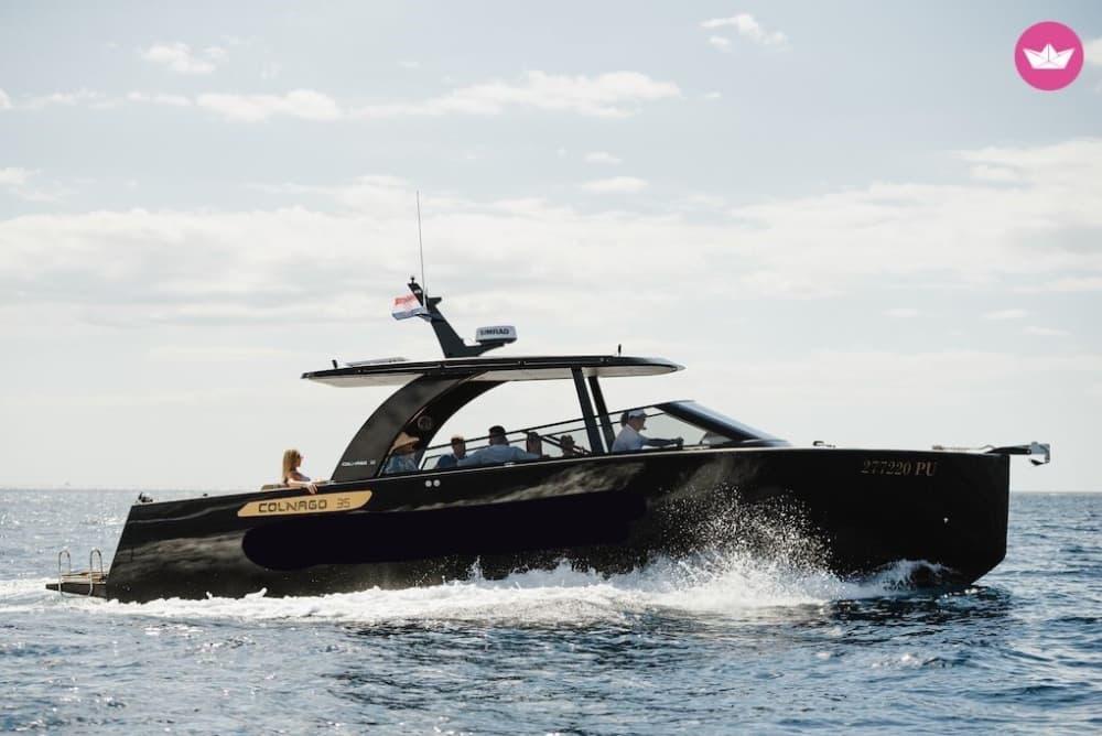 Goditi il sole con un'escursione in barca di 8 ore a Rovigno.