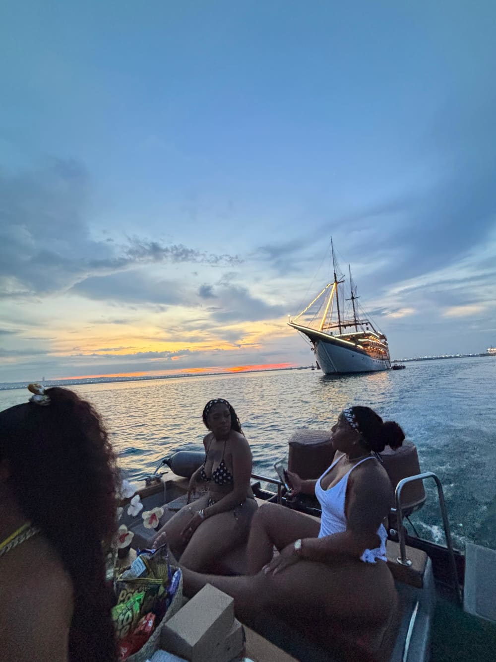 Κρουαζιέρα στο ηλιοβασίλεμα στο Μπαλί και περιπέτεια με κολύμβηση με αναπνευστήρα