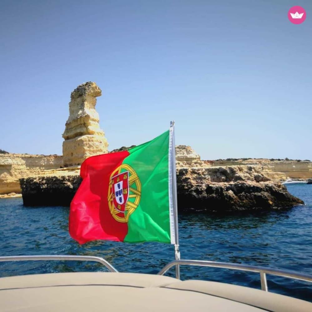 Croisière Premium de 7h à la Découverte des Grottes Cachées de l’Algarve