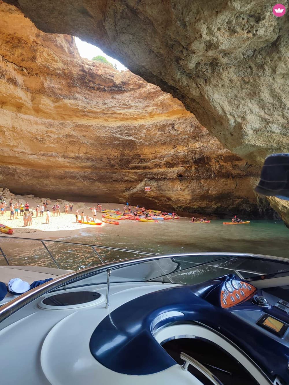Croisière Luxe de 7h vers les Grottes Cachées de l’Algarve