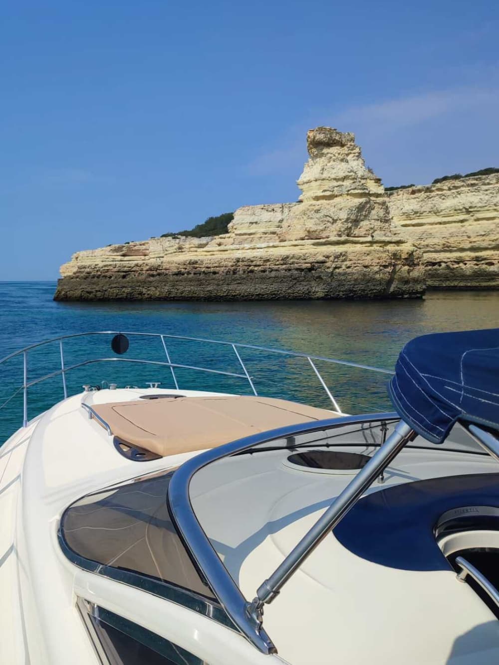 Croisière Luxe de 7h vers les Grottes Cachées de l’Algarve